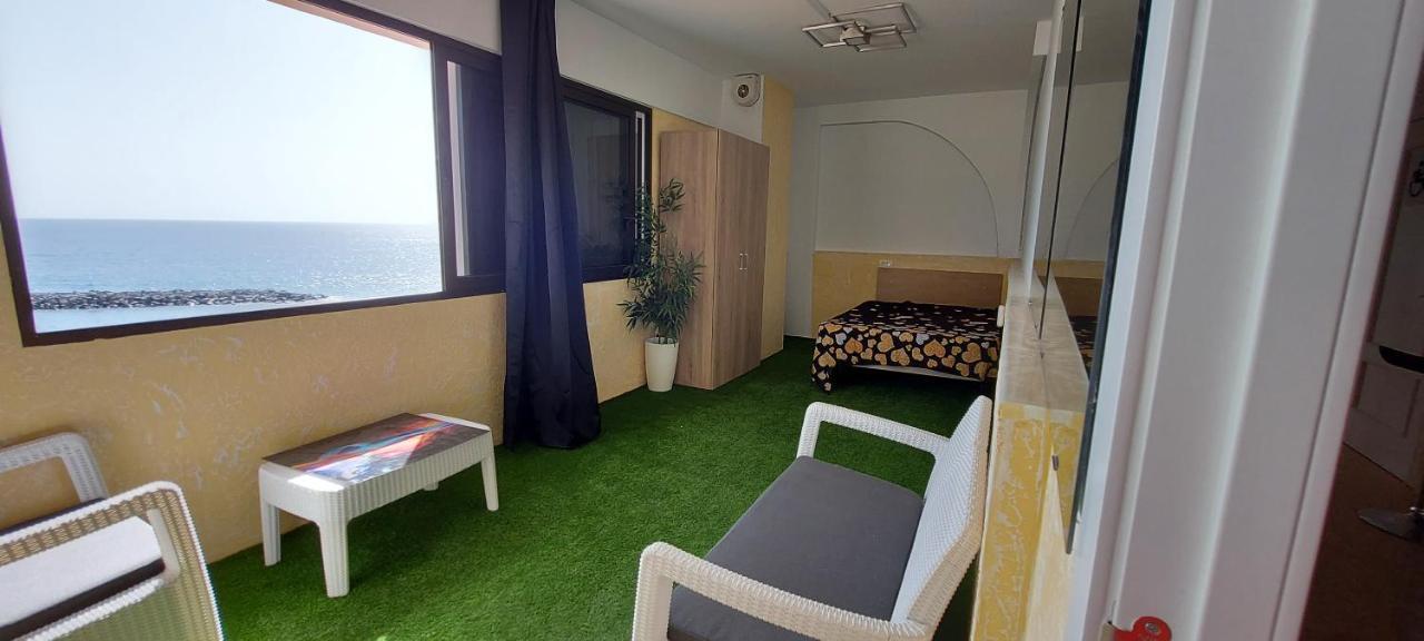 First Line Of The Ocean, 3 Bedrooms & Free Wifi Playa de las Americas  Eksteriør bilde