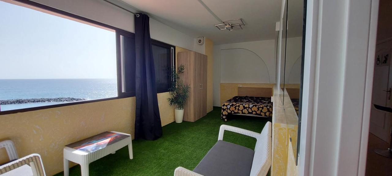 First Line Of The Ocean, 3 Bedrooms & Free Wifi Playa de las Americas  Eksteriør bilde