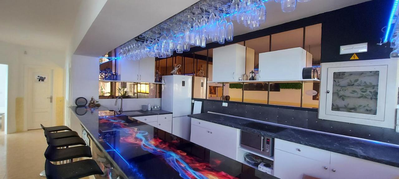 First Line Of The Ocean, 3 Bedrooms & Free Wifi Playa de las Americas  Eksteriør bilde
